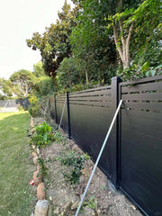 Load image into Gallery viewer, Modern Rustproof Aluminum Fence Slat Fence Panel Powder Coated Privacy Fence For Outdoor Yard Easy Installation Durable Design
