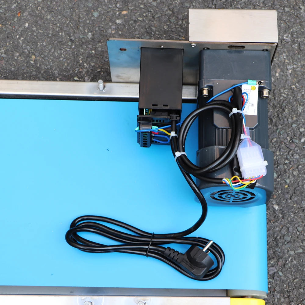 PU Food Grade Belt Conveyor 1000mm Table Double Guardrail Optional Steel Body Adjustable Speed for Factory Inkjet Coding Machine
