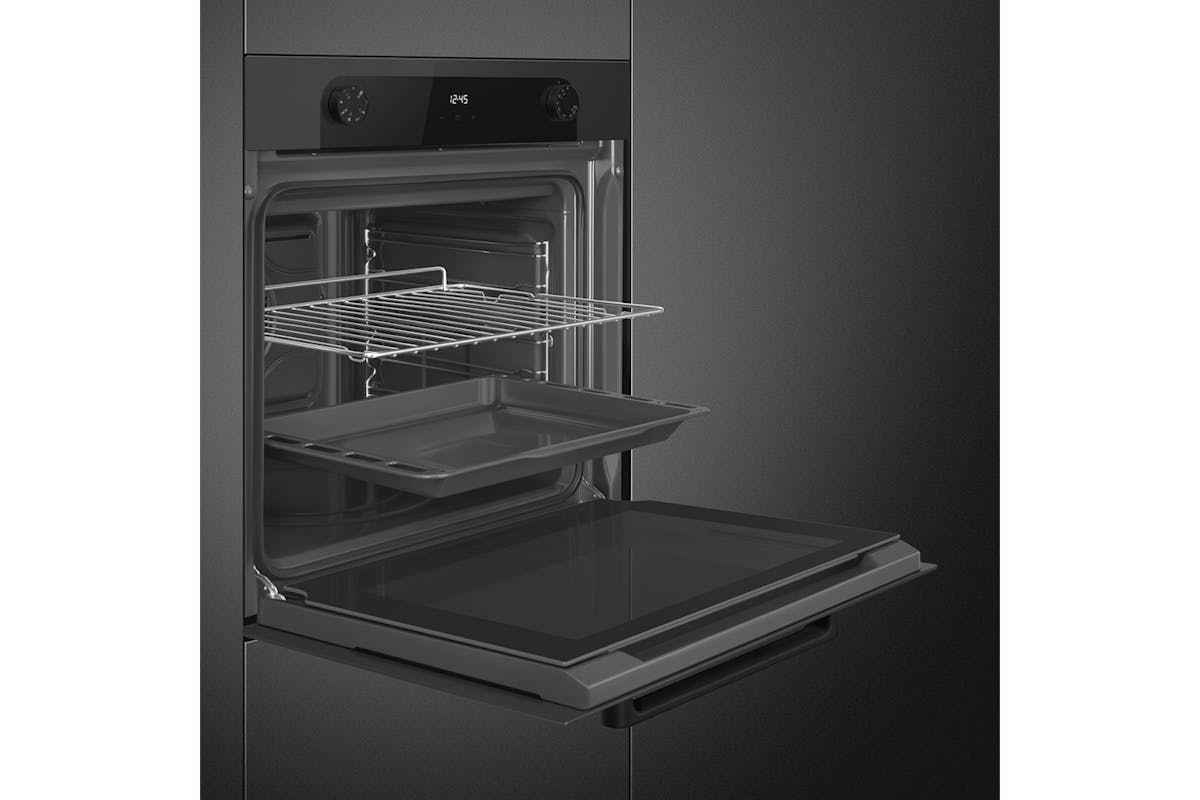Smeg Musa Electric Single Oven | SF6200TBI | Black