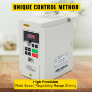Bild in Galerie-Viewer laden, SucceBuy 2.2/3/4/7.5KW VFD Frequency Inverter 110V/220V 1/3P Input 3P Output Variable Frequency Drive CNC Motor Converter
